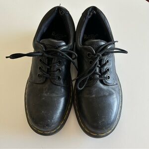 Dr. Martens Boston Oxford shoes
